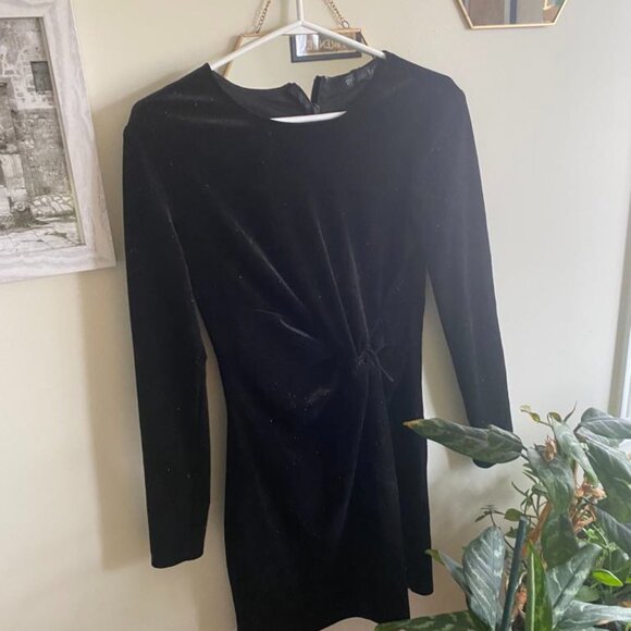 Sparkly classy black dress Dynamite - Picture 5 of 5